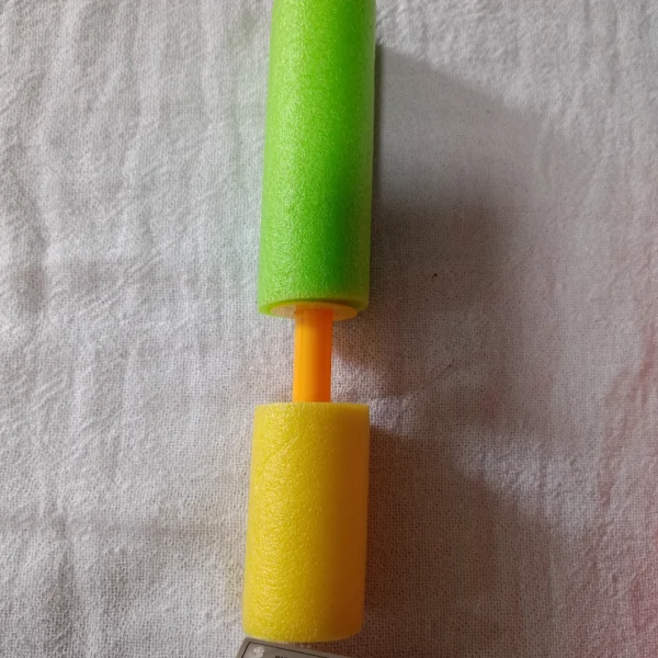 Brinquedo Bastao Lança Agua 36X20CM