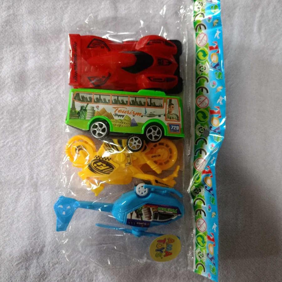 Brinquedo Kit de veiuculos C4 /Peças