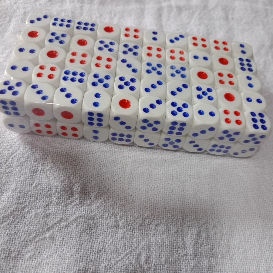 Kit Dados 100 Peças