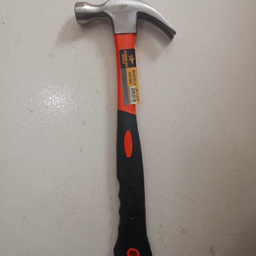 Martelo  Cabo laranja e Preto