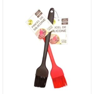 Pincel de Cilicone  Vermelho /Preta 20,5 CM